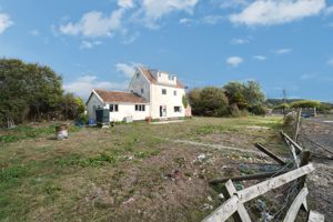 Photo 17- click for photo gallery